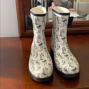 Jessica Simpaon Rain boots